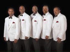 Larry Braggs with the temptations